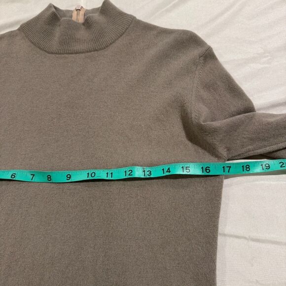 Saks Fifth Avenue mocha 100% cashmere zip mockneck sweater Women’s M minimalist - Picture 5 of 8